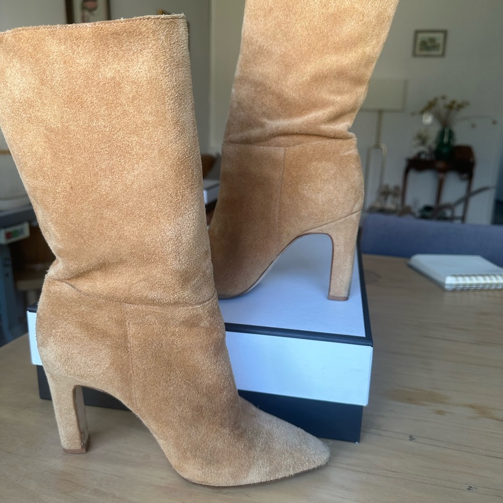 Larroude Cindy Boot Toasted Camel Suede size 8